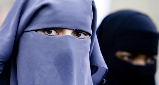 twomenarrestedinspainforkickingpregnantmuslimwomanwearingniqab
